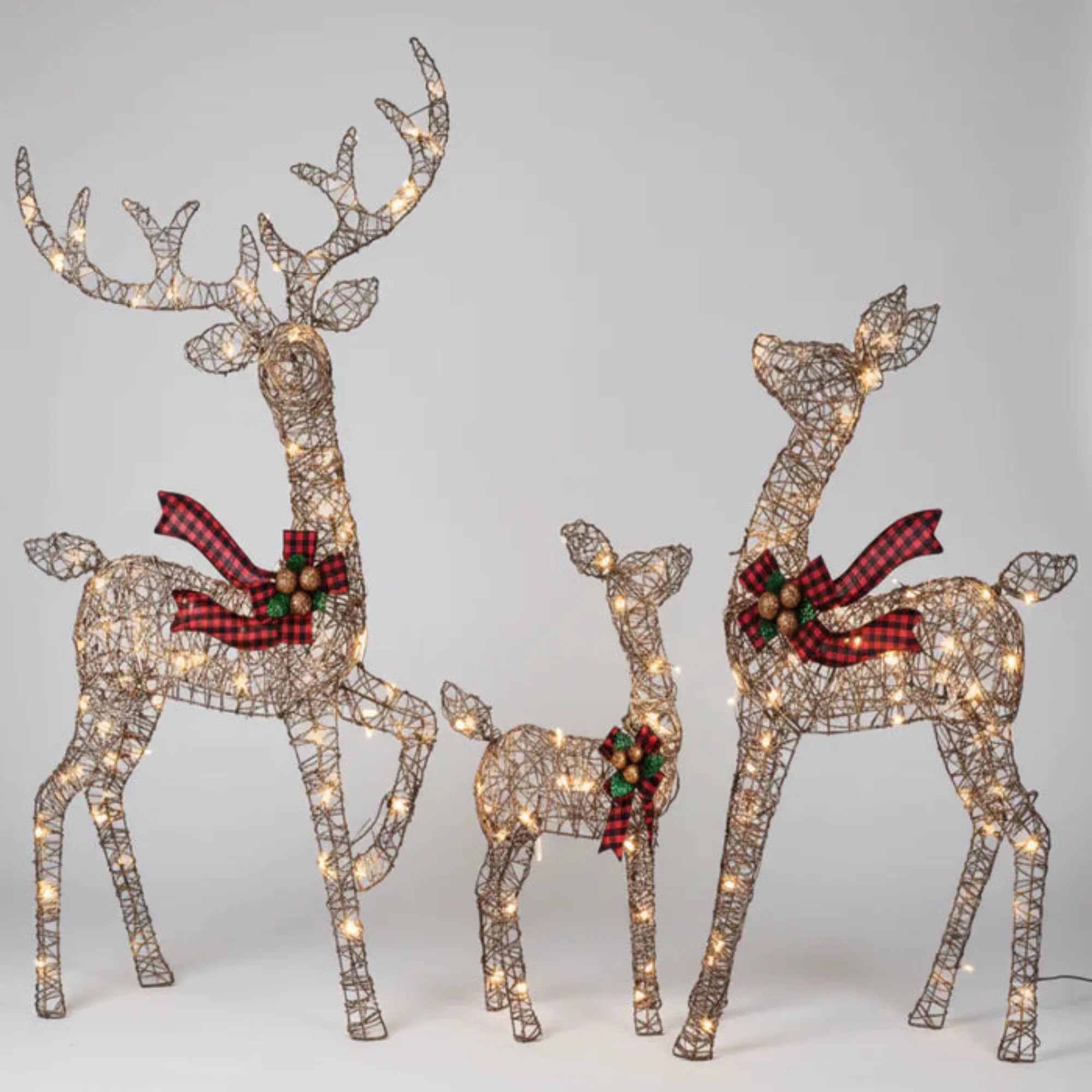 Christmas Deer Family Outdoor Decorations Lighted Waterproof Reindeer - Image 4