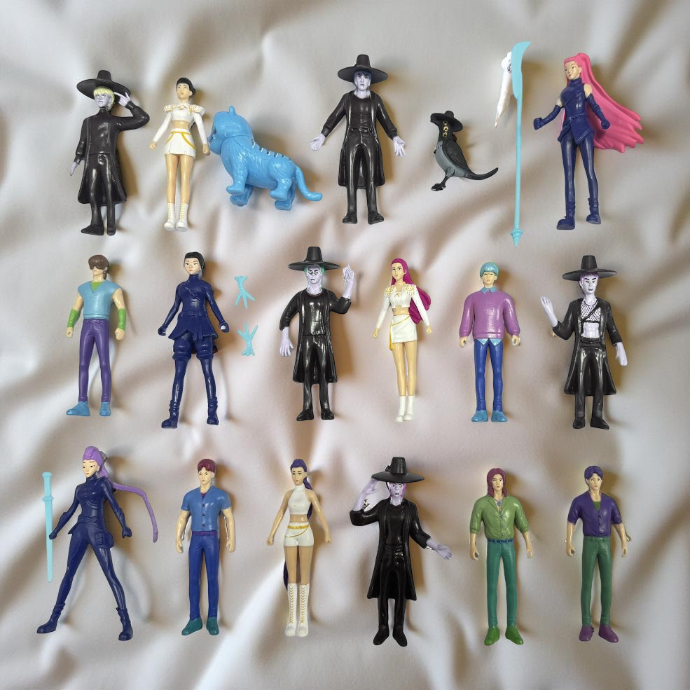 Kpop Anime Action Figures PVC Collectible Model Kids Toys - Image 7